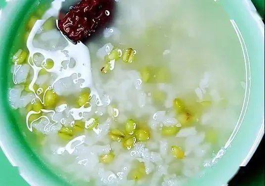 产地食材▎清甜淡雅软嫩爽口的青麦仁嫩得像春天的美味