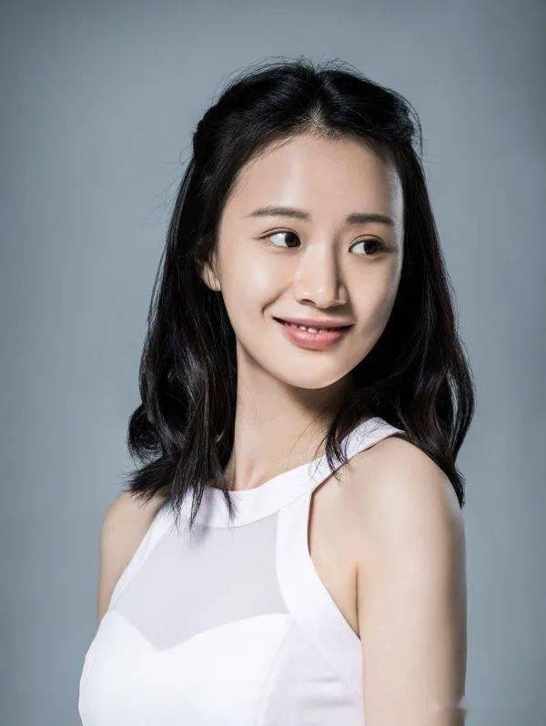 因为|沈鼓之声|【娱乐】从《隐秘的角落》爆红，到被各大导演爆黑料，李梦到底经历了什么