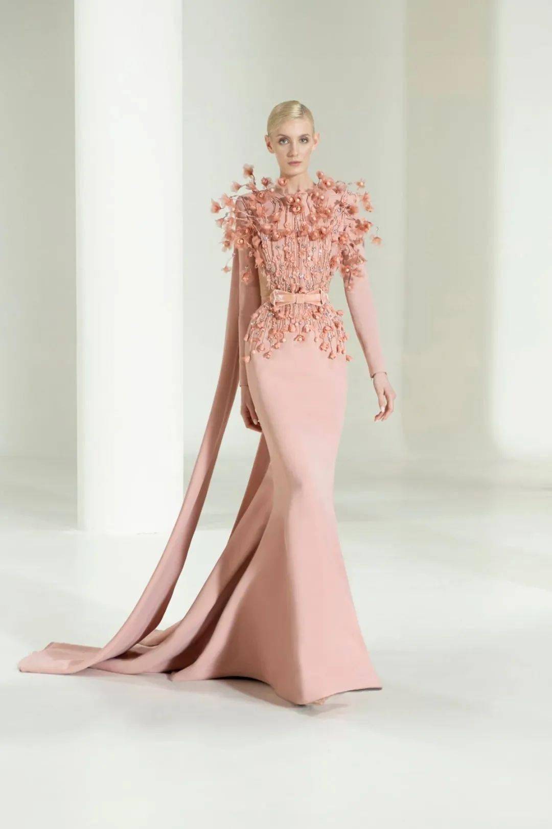 eliesaab艾丽萨博2021秋冬高定系列