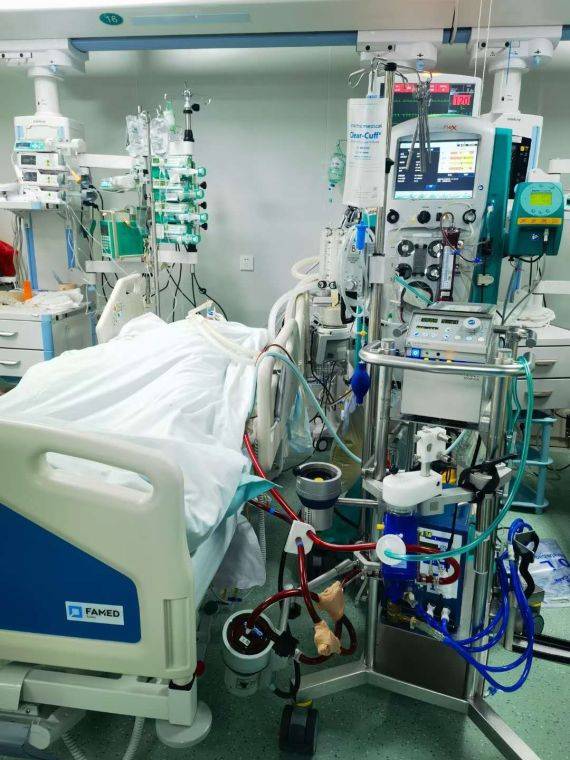 图为"人工肺"机器.(受访者供图)