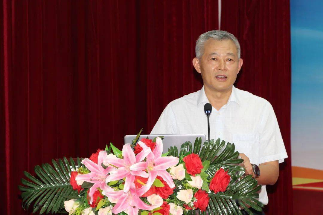 819医师节市委常委宣传部部长刘云带队亲切慰问我院医务工作者