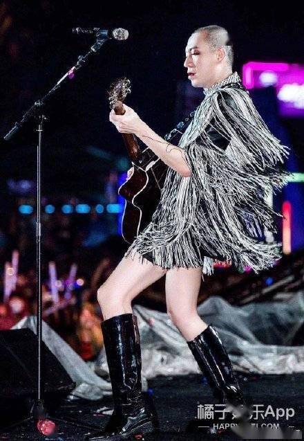 成都|运动裤球鞋配长衫，这就是潮流圣地太古里吗？梁龙看了都自愧不如