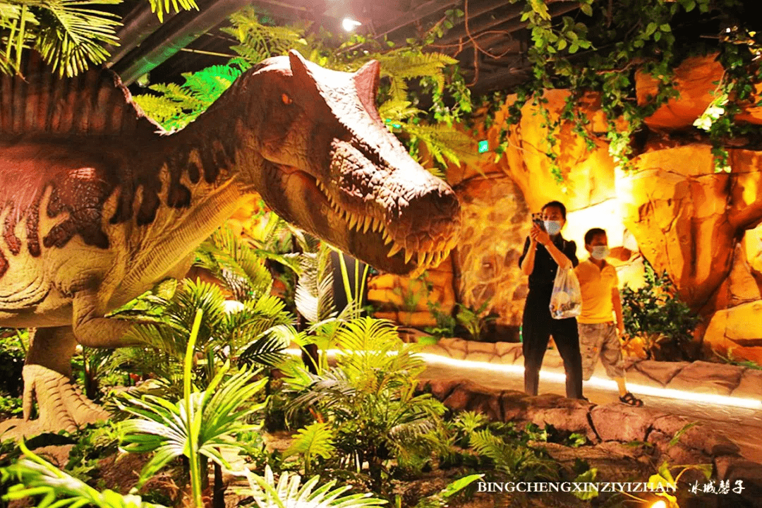 如何玩嗨哈尔滨极地公园?_恐龙