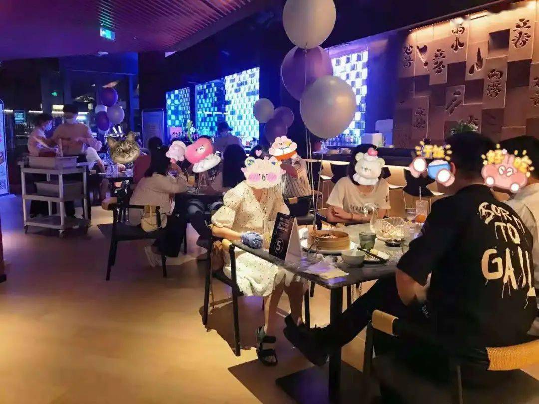 19楼中高端相亲俱乐部来了专门给人相亲只招本科年入10w以上昨天就成