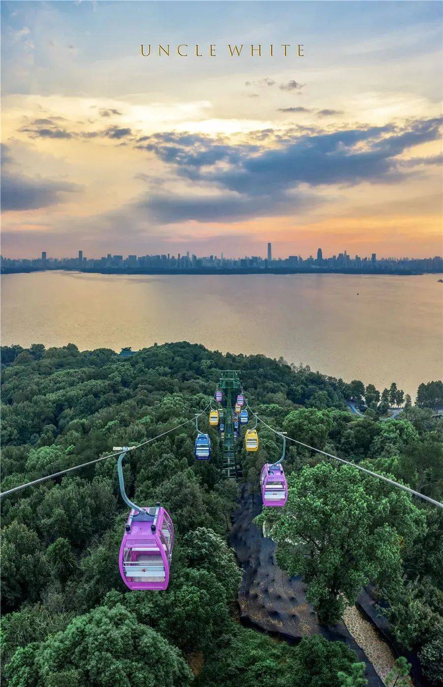 04 磨山索道/滑道8月20日开放"楚天第一索道"的邻居就是"楚天第一滑道