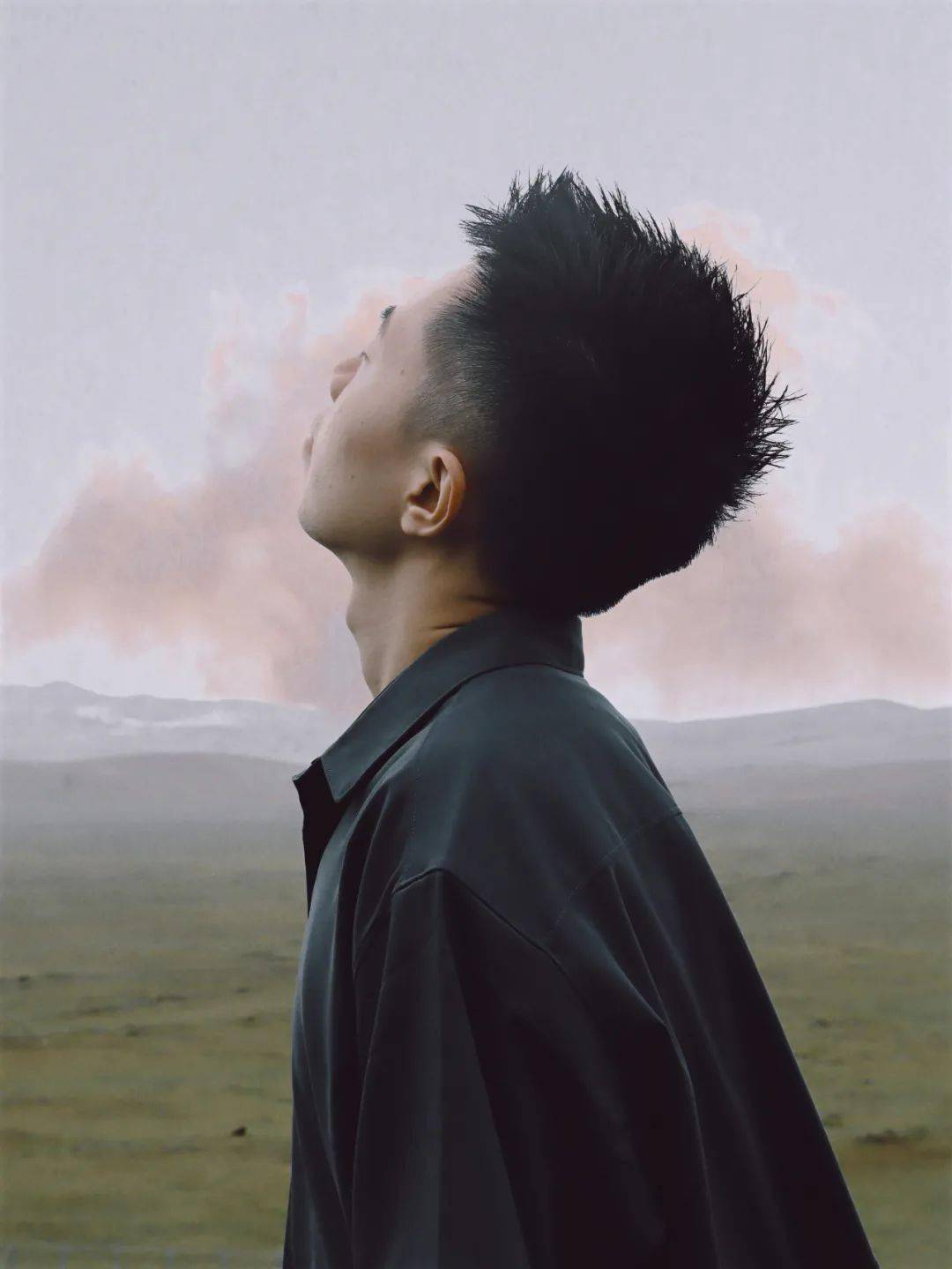 郑兴 2021 《眼泪博物馆》秋冬巡演接棒展开,相见15 城_专辑