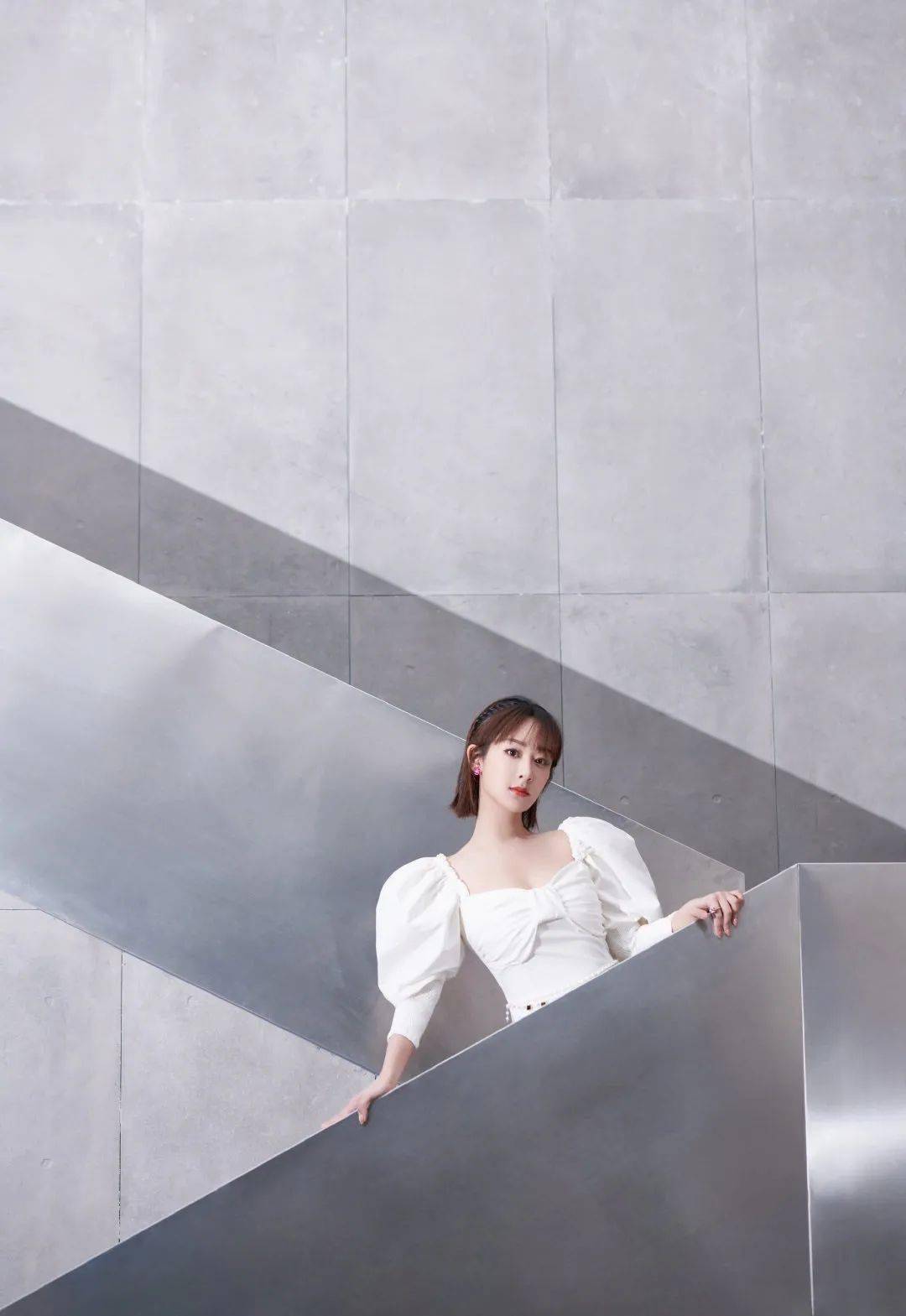 设计|一条娃娃裙，让女明星撞衫率显著提升！