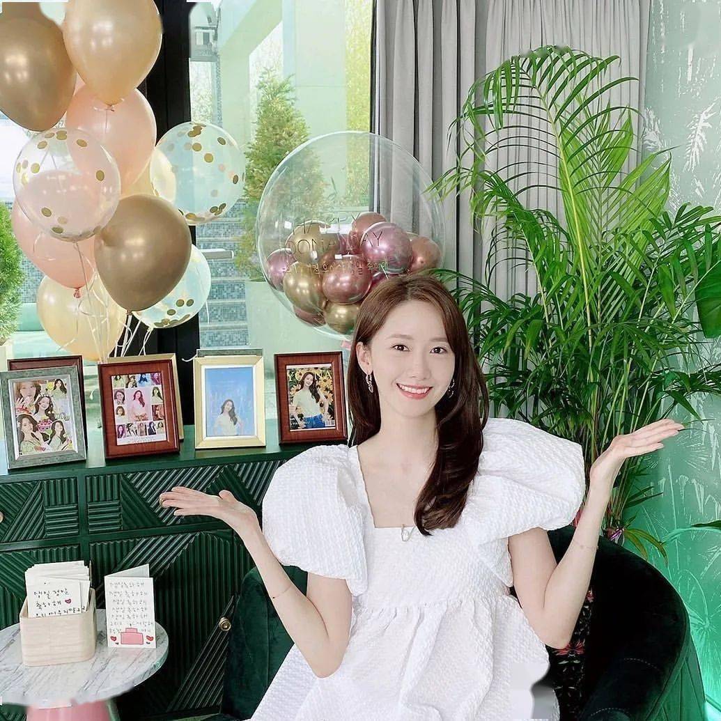 设计|一条娃娃裙，让女明星撞衫率显著提升！