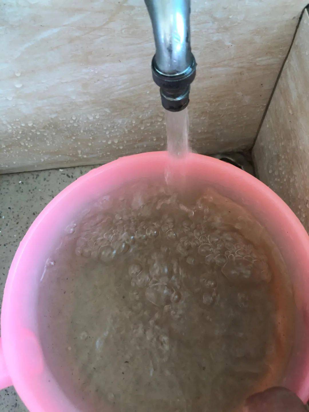 能喝?赣州多地被投诉!_自来水