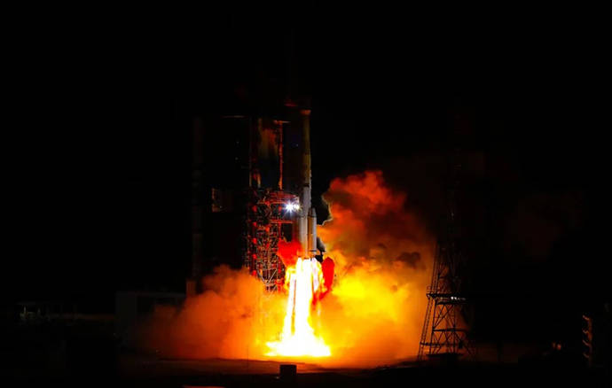 试验|长三乙火箭3项改进提升，通信技术试验卫星七号昨晚发射成功