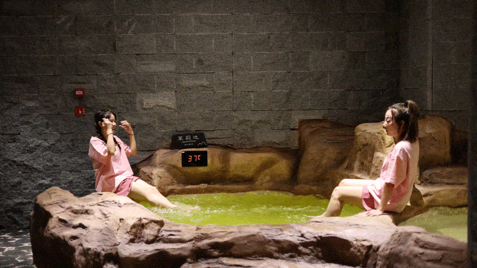 福州室内情侣双人温泉图片