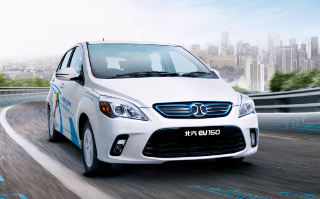 例如像早期的北汽ev200等车型,由于三电技术比较老旧,目前续航里程不