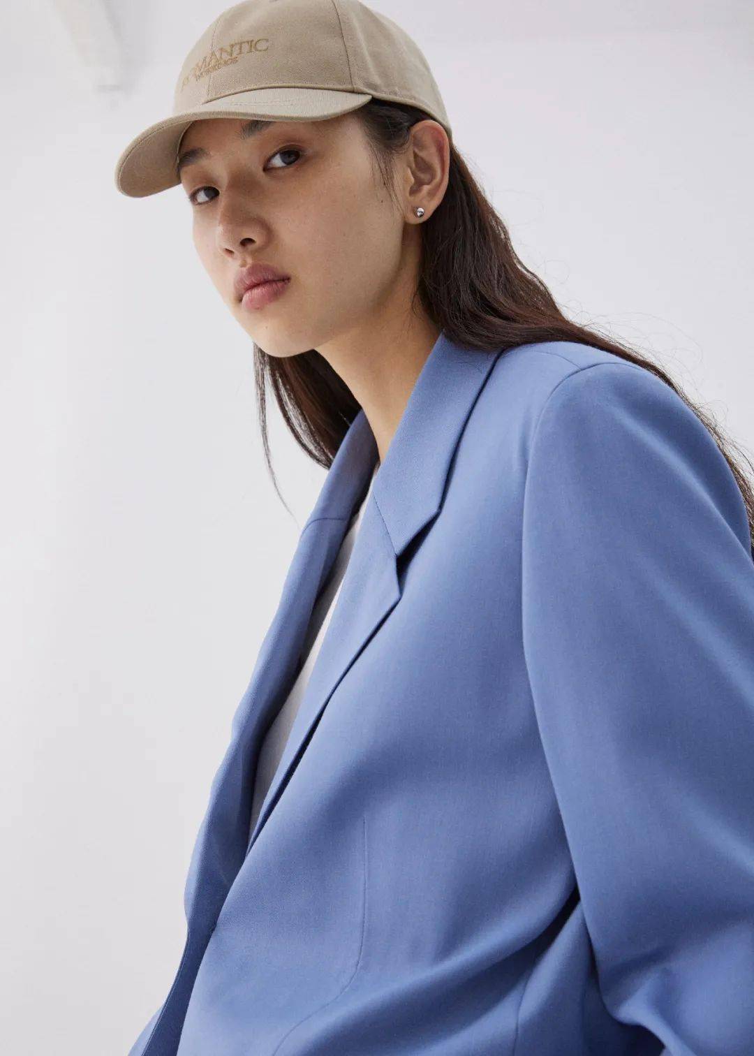 什么|换季穿什么？进来抄年轻人的答案