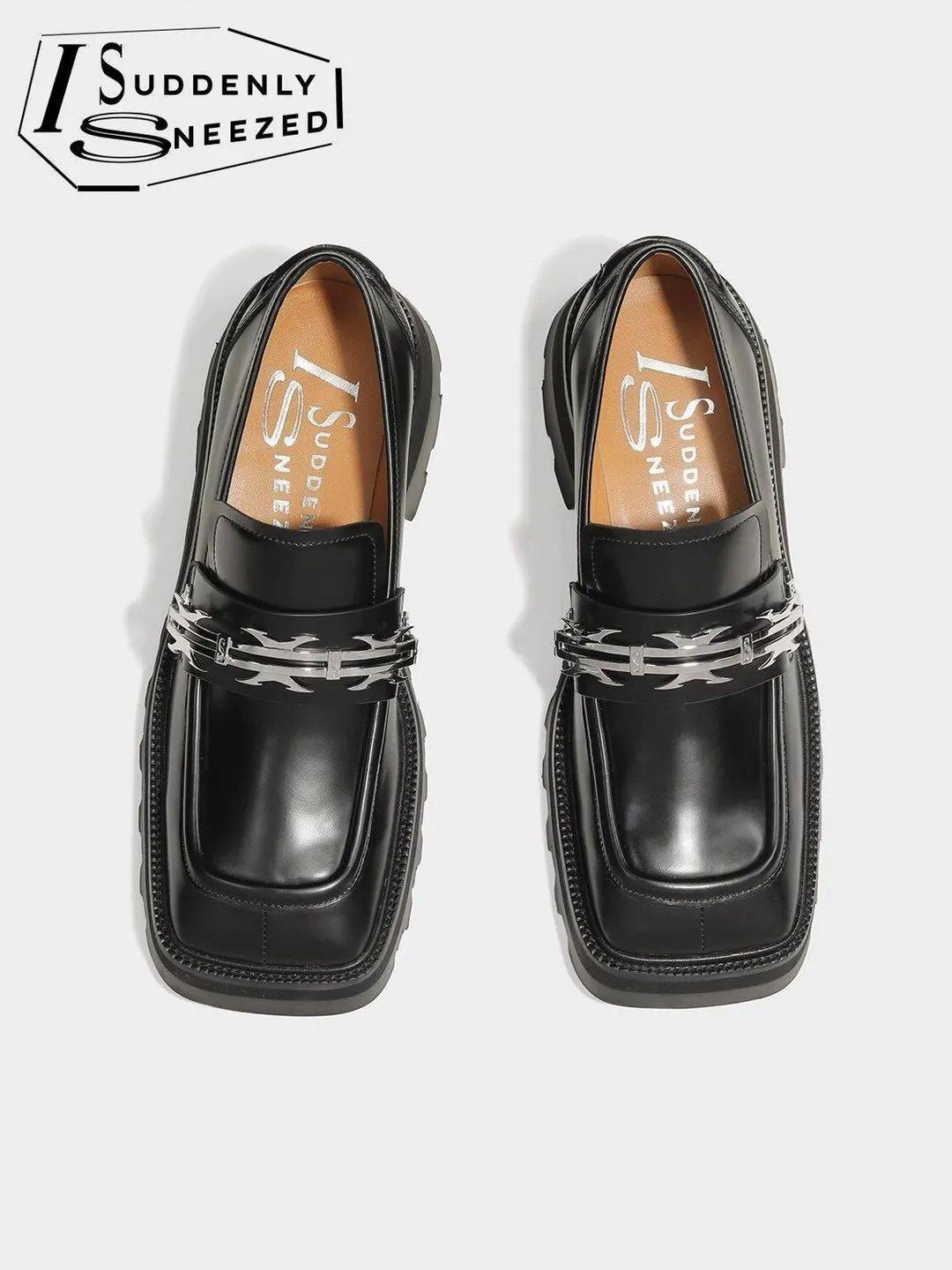 什么|换季穿什么？进来抄年轻人的答案