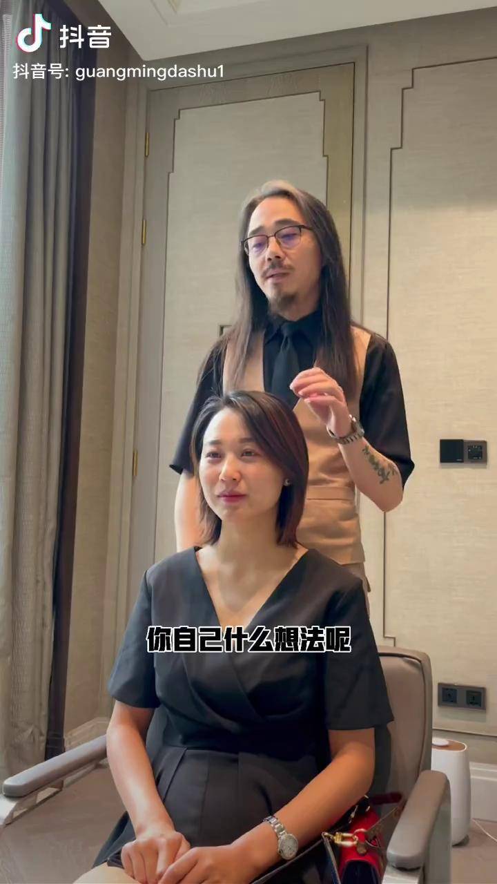 女人30一朵花小姐姐说大叔让她魅力绽放李家军高级定制原创作品美出