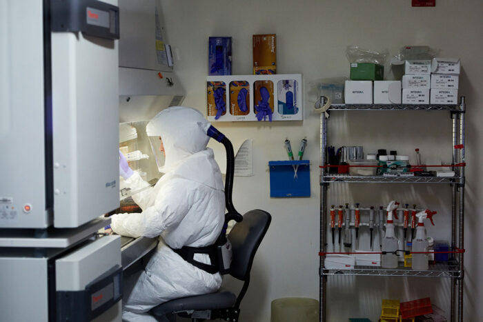 蛋白|科学家发现新冠“超级抗体”：可抵御所有新冠变异毒株，防止病毒产生耐药性