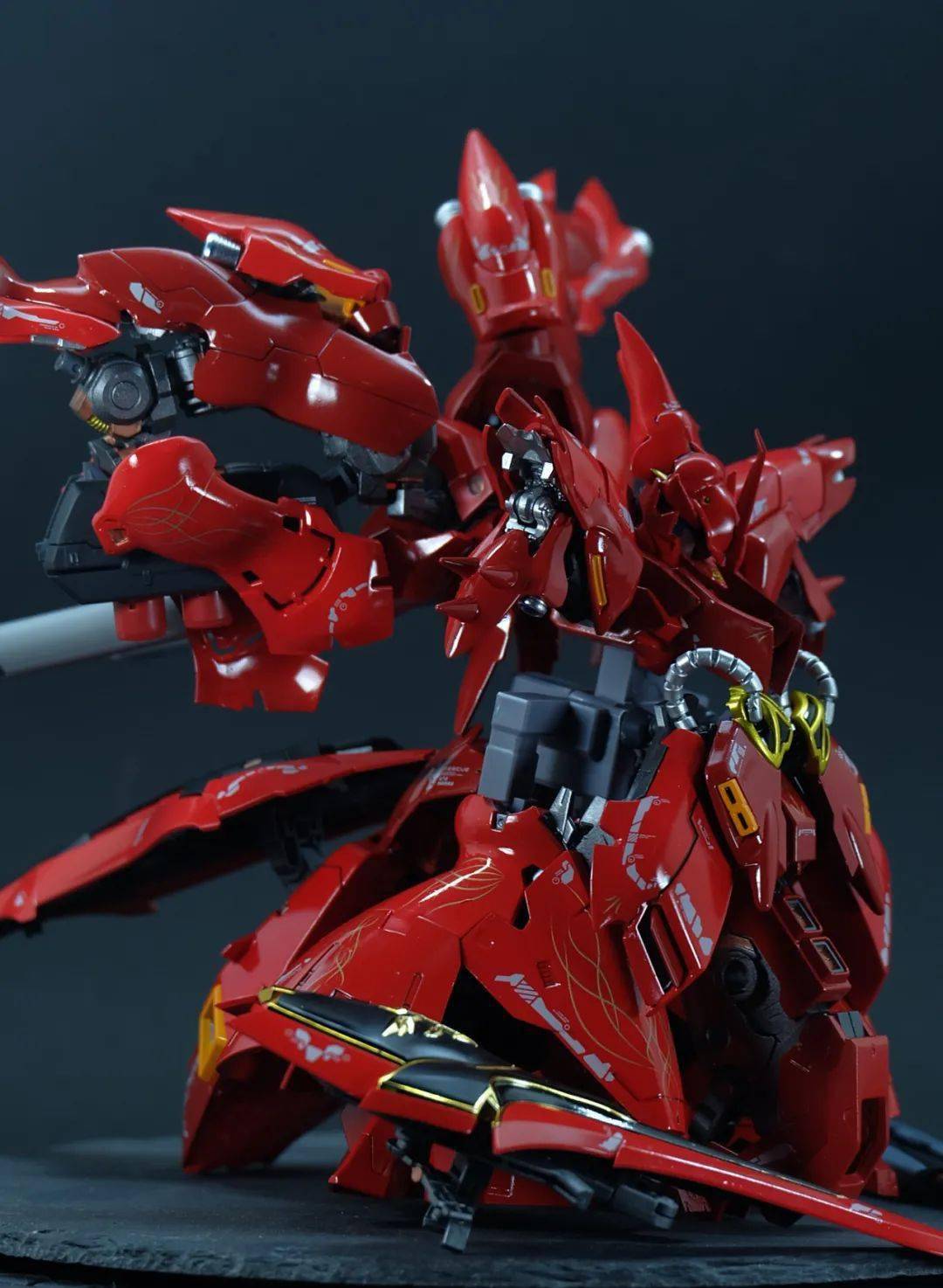 这组合有意思亚尔斯核心高达仿夜莺装甲