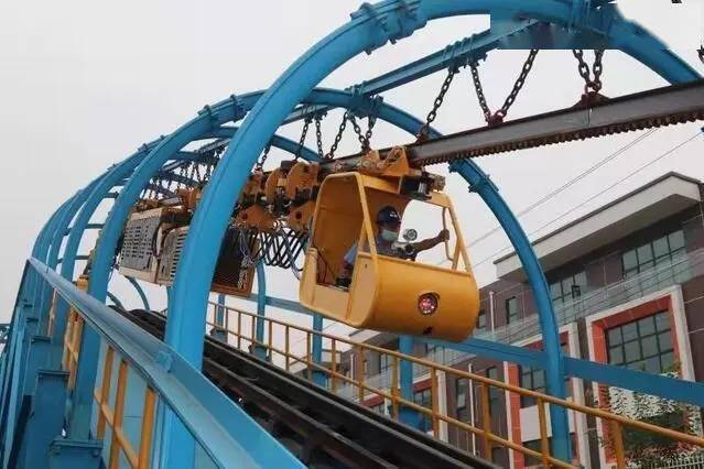 石家庄造大功率单轨吊首度登临内蒙古高原