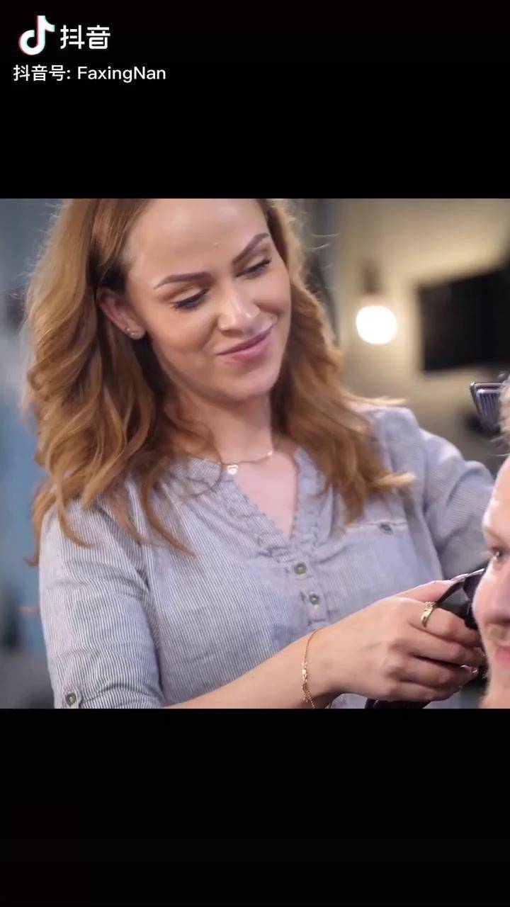 女托尼老师上线你敢把头发交给她吗男士发型美发