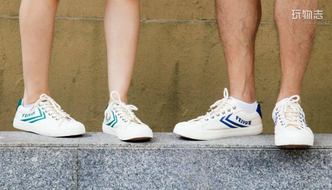 国货|这双不到 100 元的国货小白鞋,到底能有多百搭?