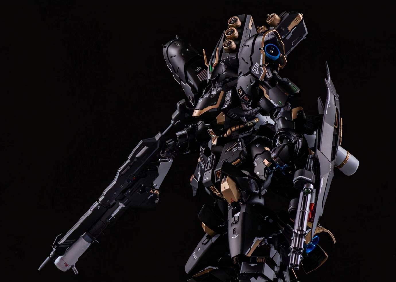 机动战士高达高端黑配色rg比例沙扎比模型