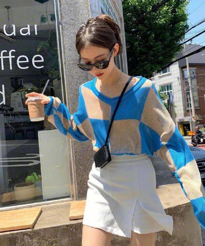 夏末秋|真人示范 | 夏末秋初，不同颜色这样穿，时髦高级还显白！