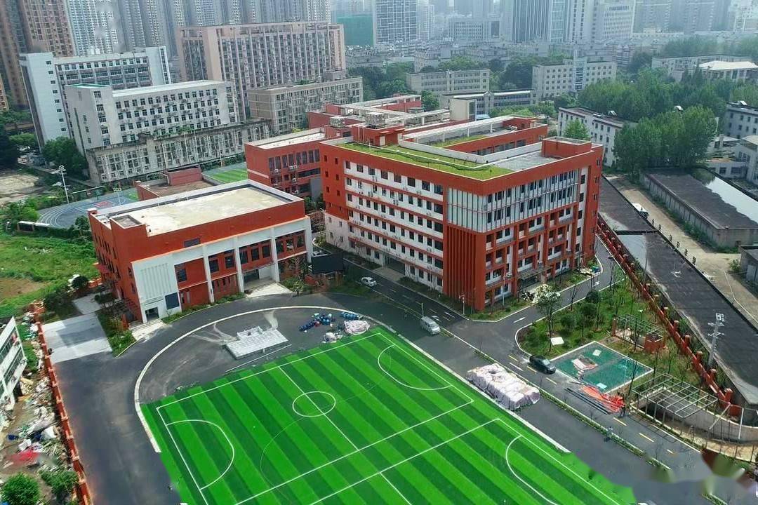 武汉市洪山区今年秋季学期将新增两所中小学投入使用