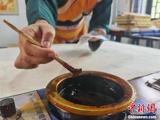 涂伊莎|四川古蔺川南苗族蜡染创作：让传统手艺大放异彩