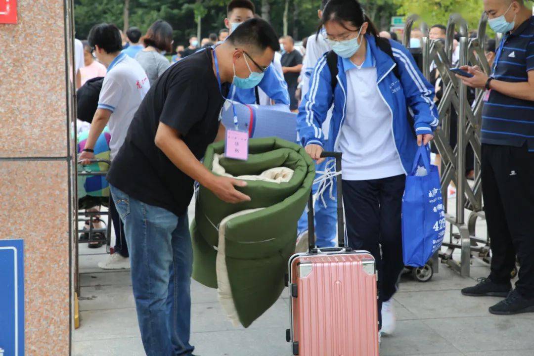 龙口一中迎来2021年秋季学期开学第一日