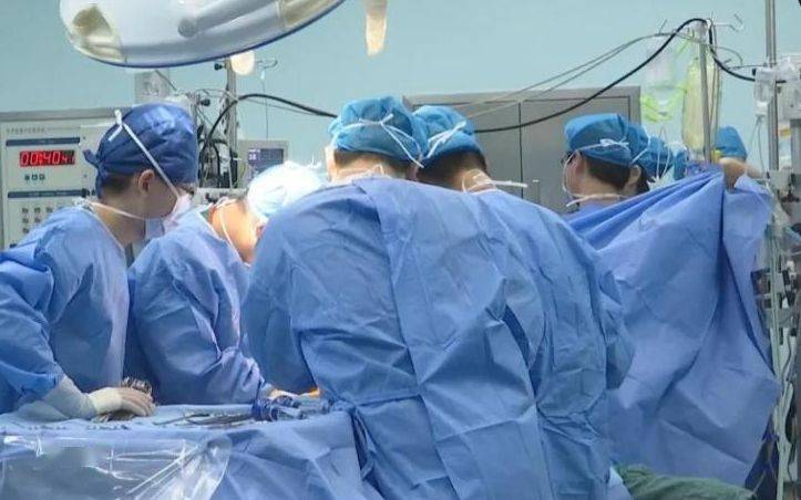 夫妇|一对夫妇的十次重生