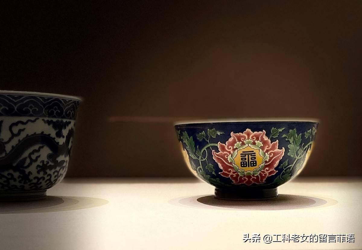 国博金玉满堂展:清宫餐具彰显皇室生活的精美华丽