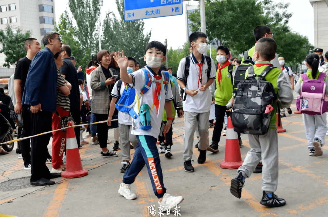 中小学|“神兽归笼”，新学期来了