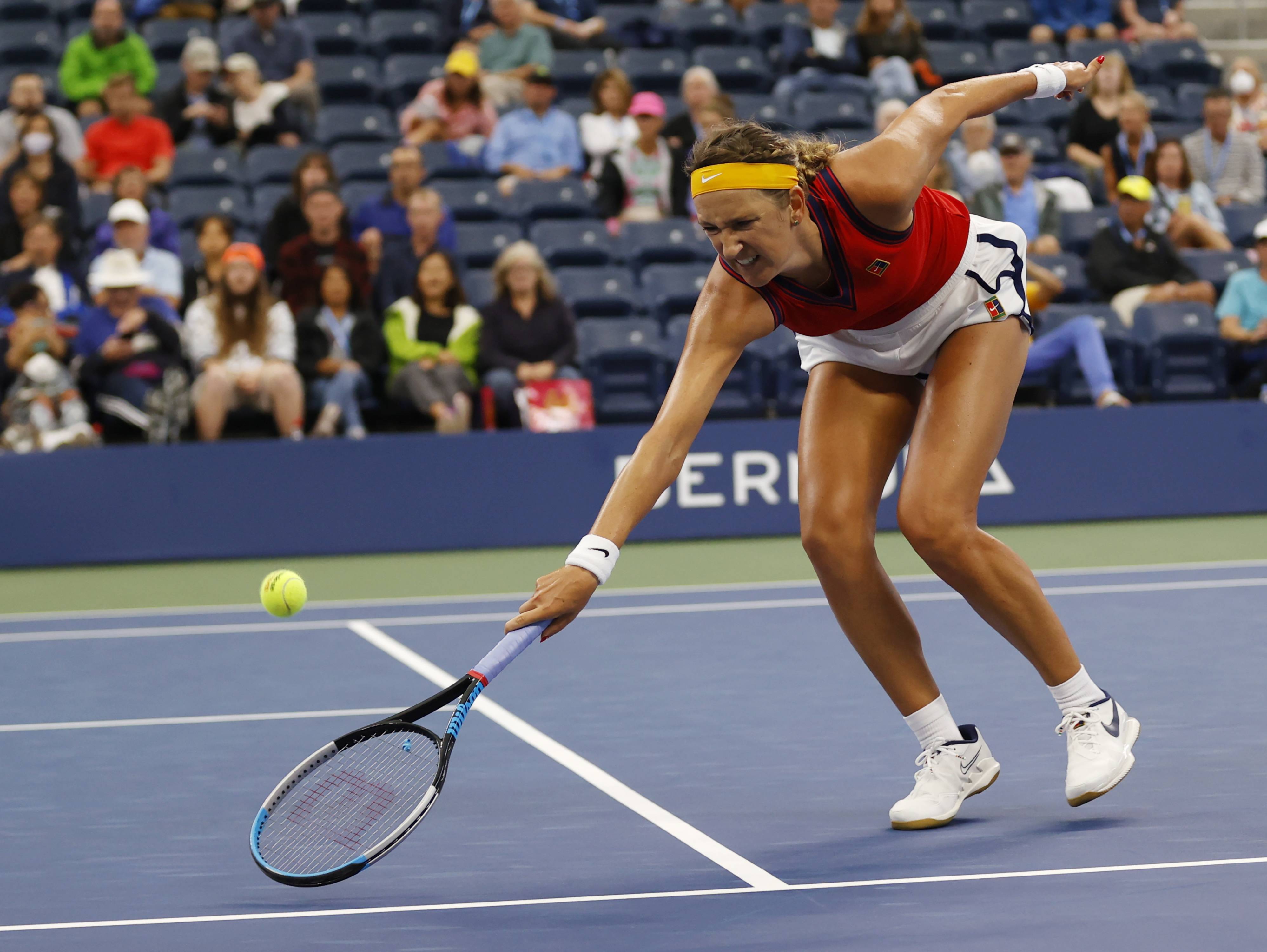 网球美网阿扎伦卡胜保利尼