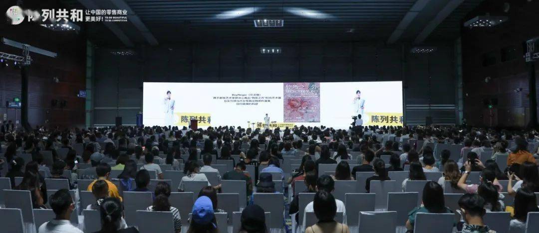 面料|时髦精必看!2021秋冬流行趋势来了!显瘦又高级,必火!