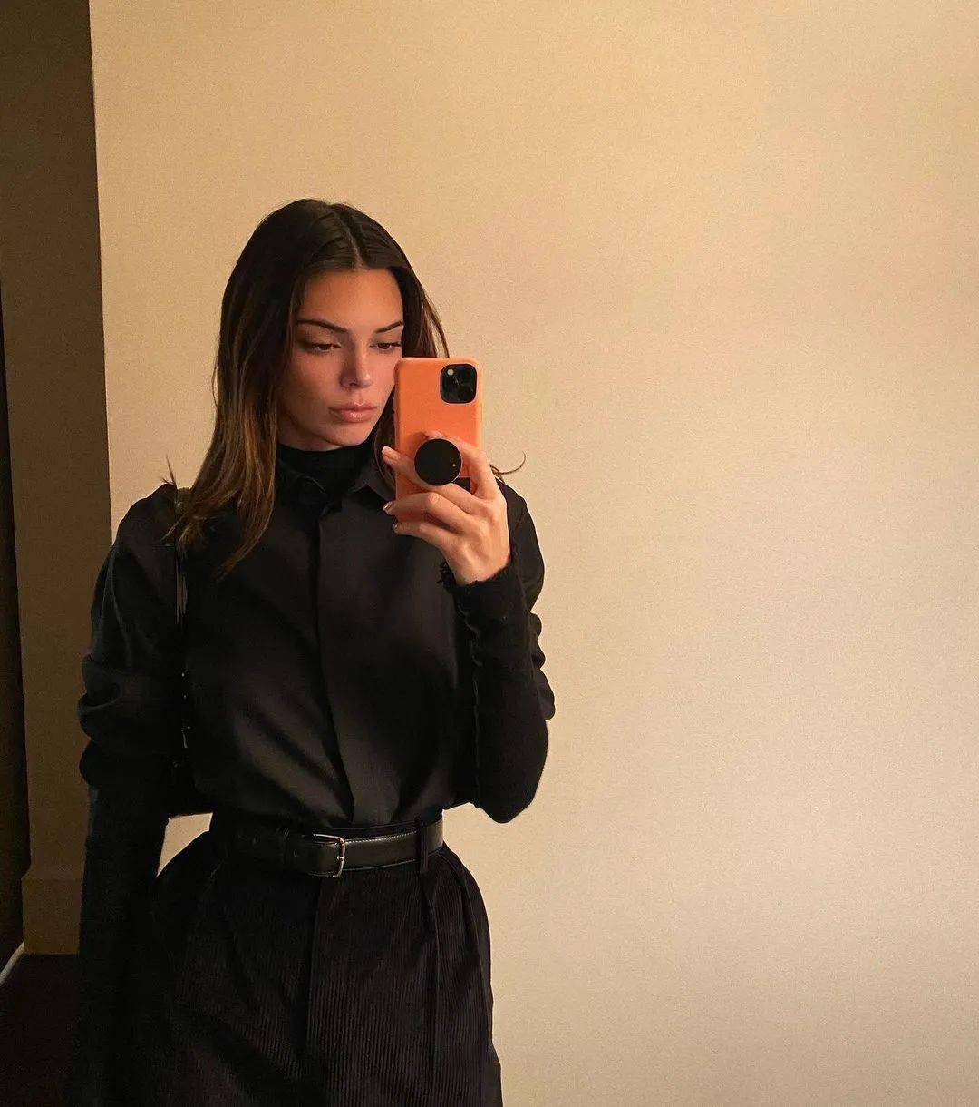 设计|转型成功,Kendall Jenner 成为时尚电商FWRD 创意总监。