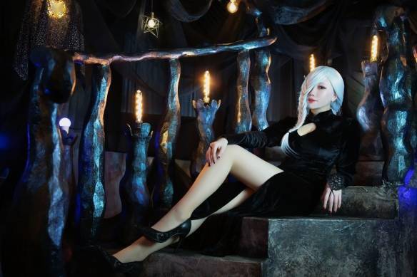 cos咒术回战御姐咒术师一级守财奴冥冥美艳登场