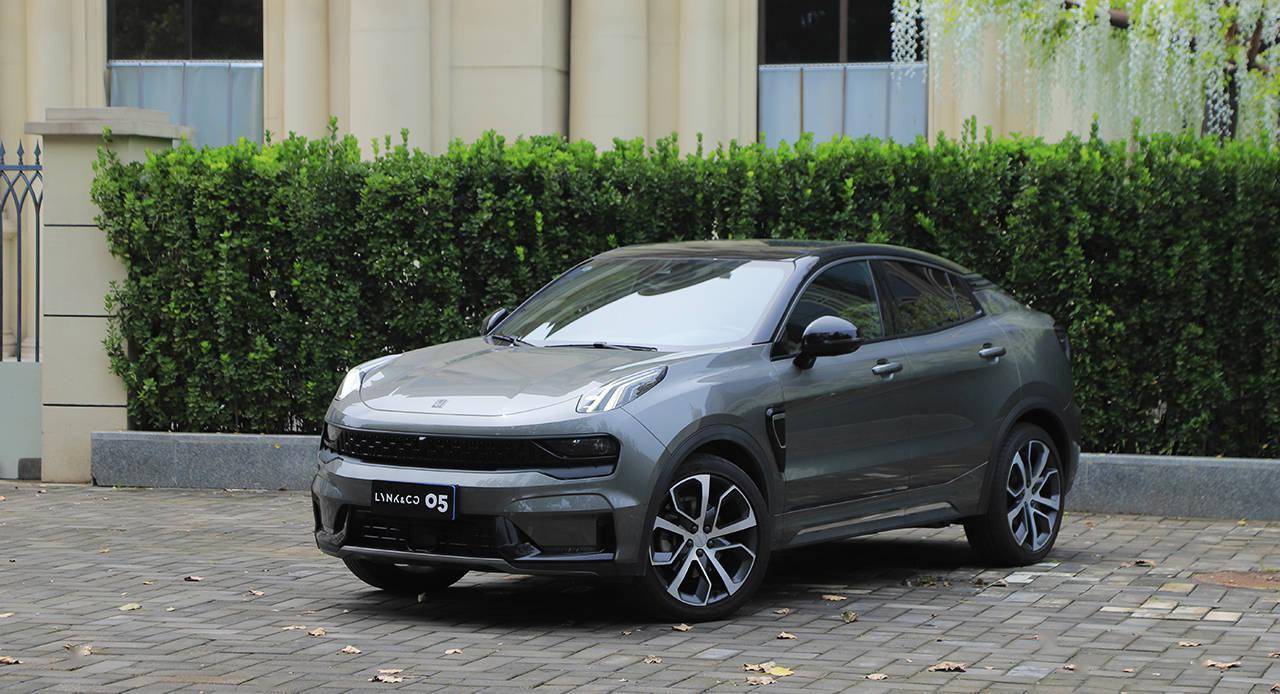 国产轿跑suv巅峰之作? 试驾领克05 2.0td 四驱劲halo_搜狐汽车_搜狐网