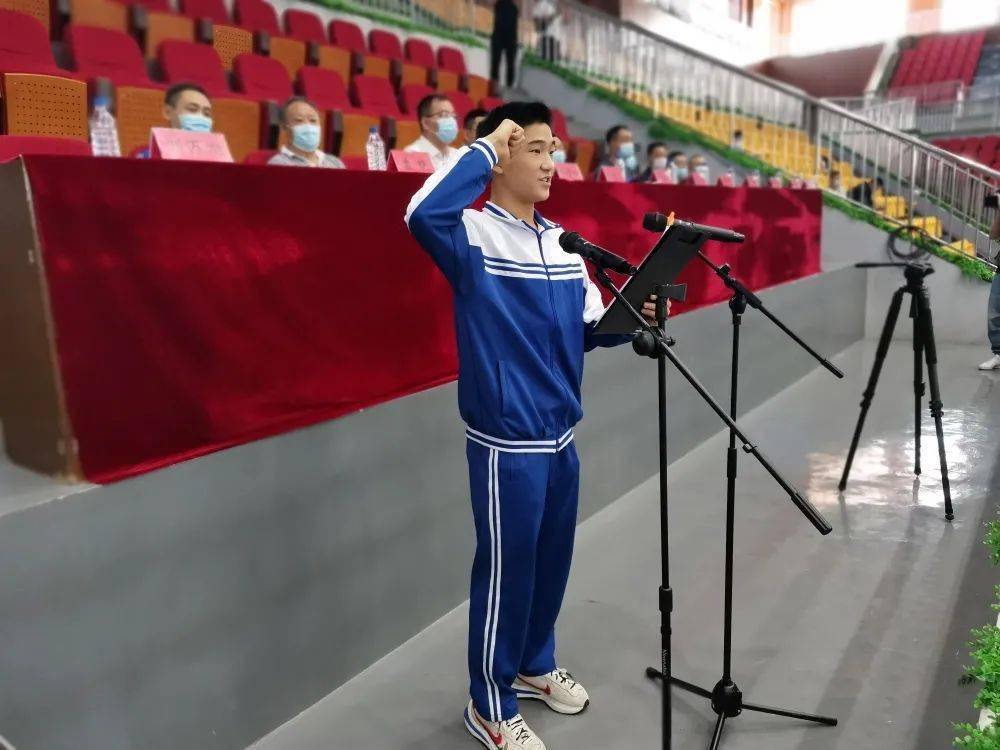 文化高中61喜报长春市十一高中男排蝉联省青少年排球锦标赛冠军