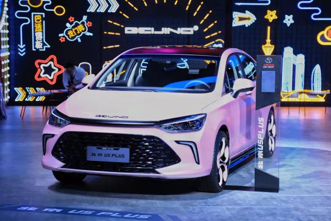 开展连日来,尽管位于西博城的展馆距市区较远,加之防疫要求严格,但观