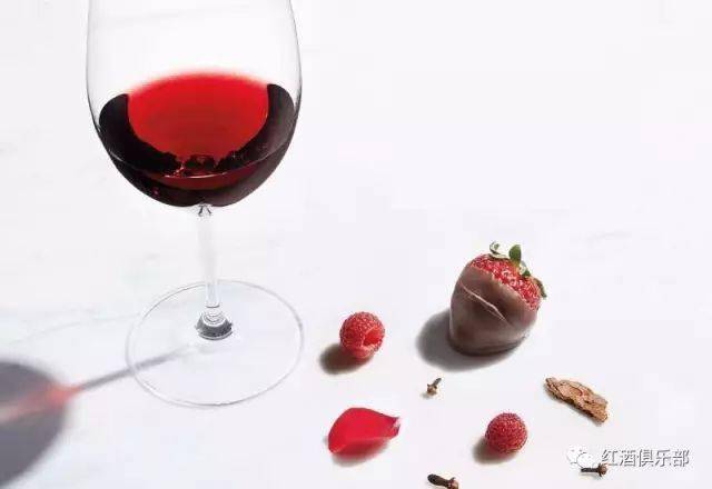 Clubw|混酿红葡萄酒之优雅与平衡