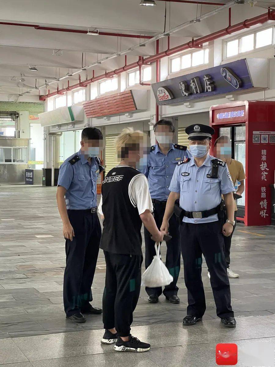 新海南客户端,南海网,南国都市报 记者:王燕珍 通讯员 聂辰光 太乌龙!