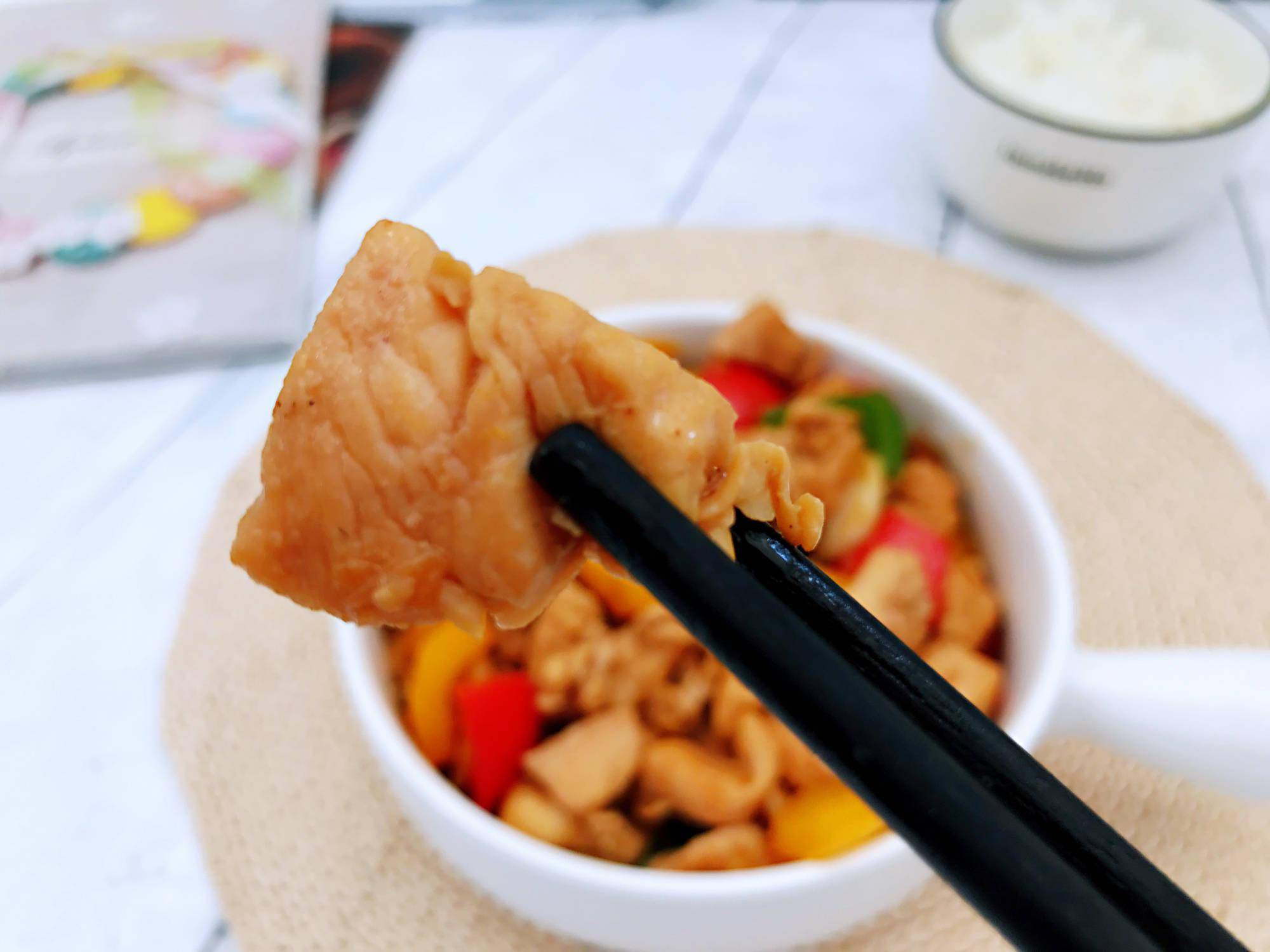 一斤鸡胸肉出多少热量 bfcfc4f573b844bfb1bdb9e21e361729.jpeg