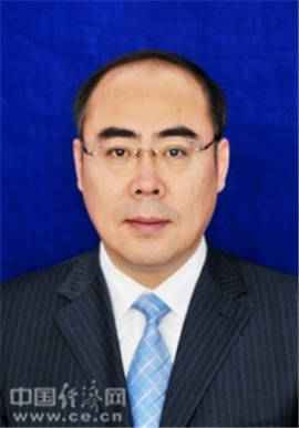 李岩松当选大庆市市长 王崇廷当选市人大常委会副主任