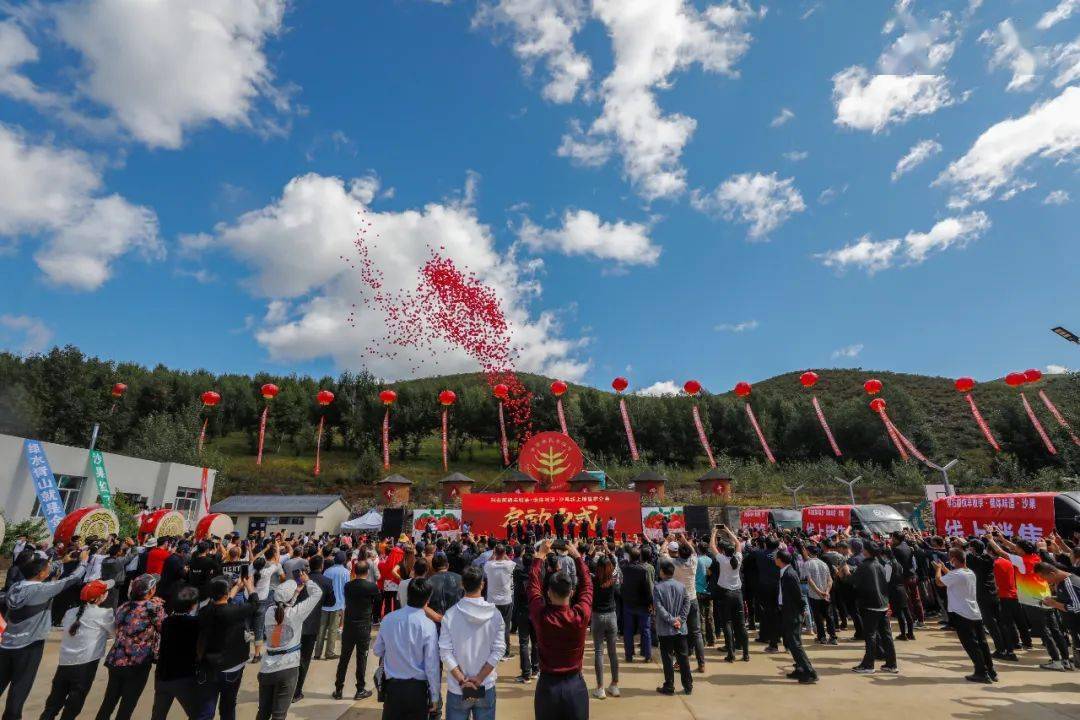 世界第一高人鲍喜顺再次亮相科右前旗