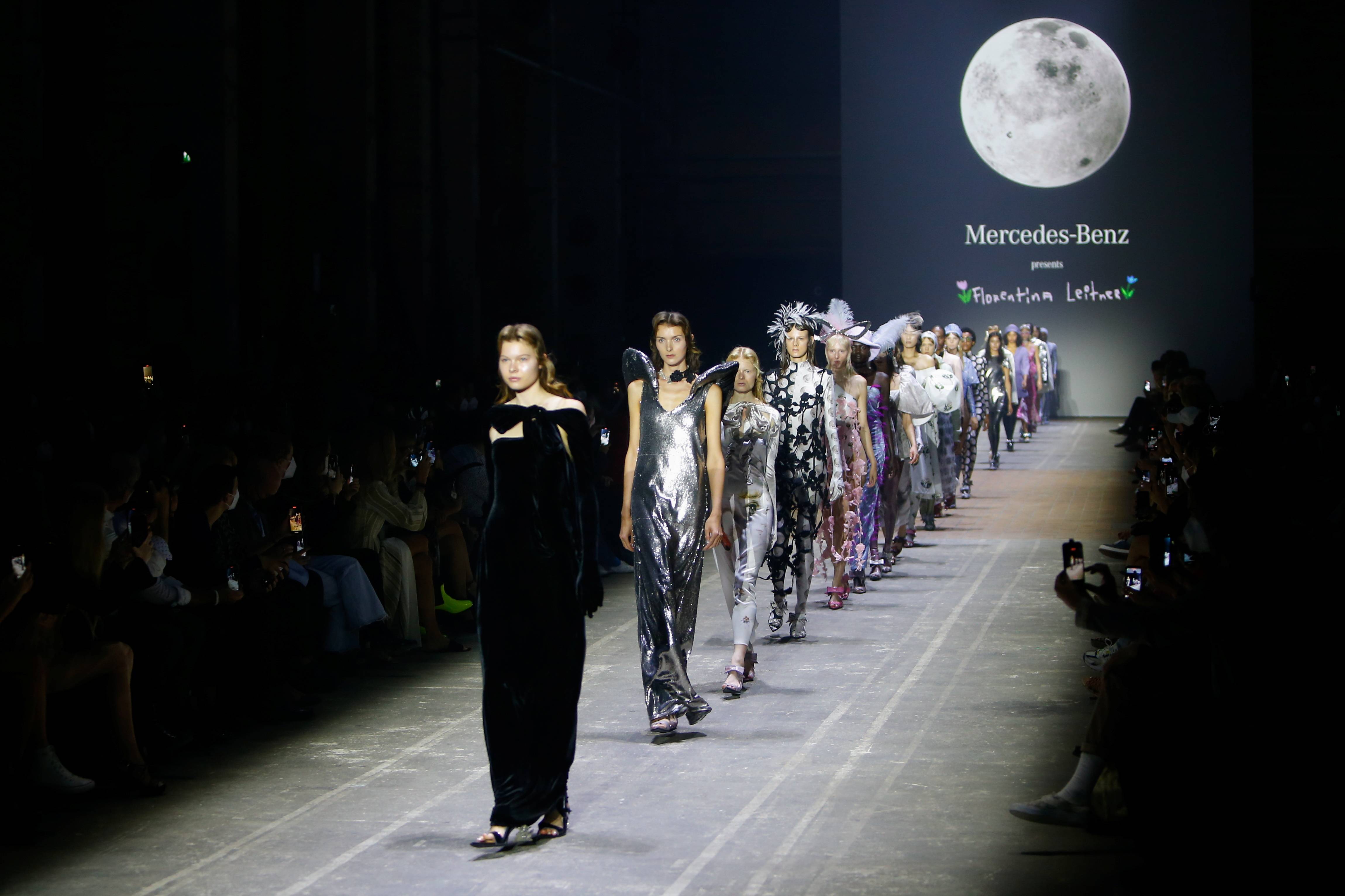 新华社|柏林时装周掠影