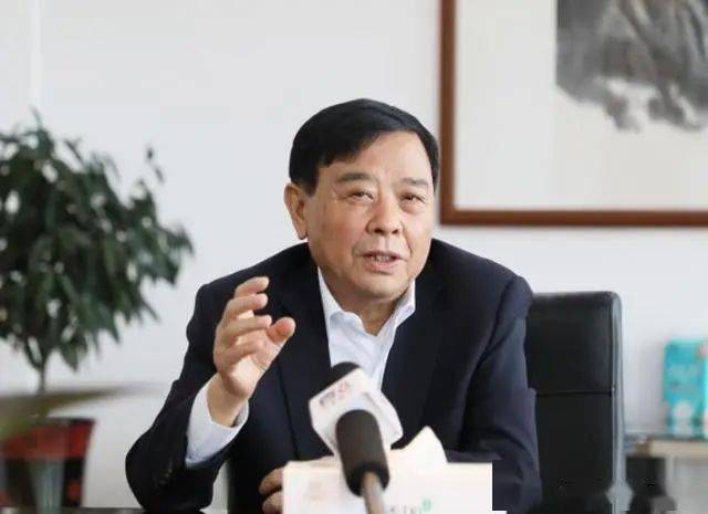 卖纸半年净赚23亿低调的济宁首富既不买豪车也不买豪宅