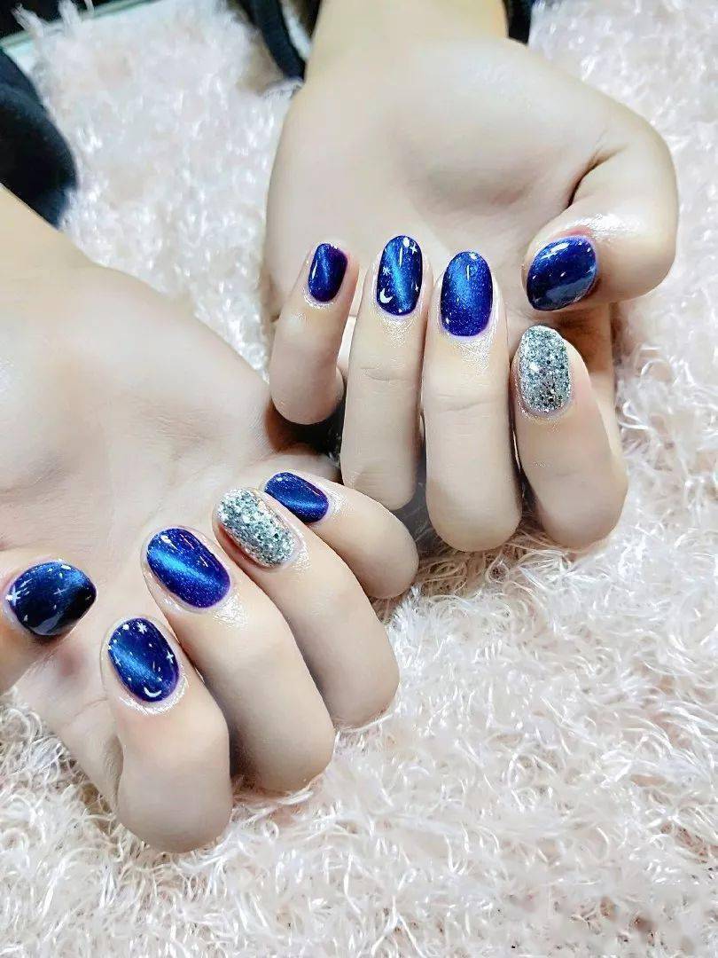 跳色猫眼美甲款式美到小宇宙爆炸