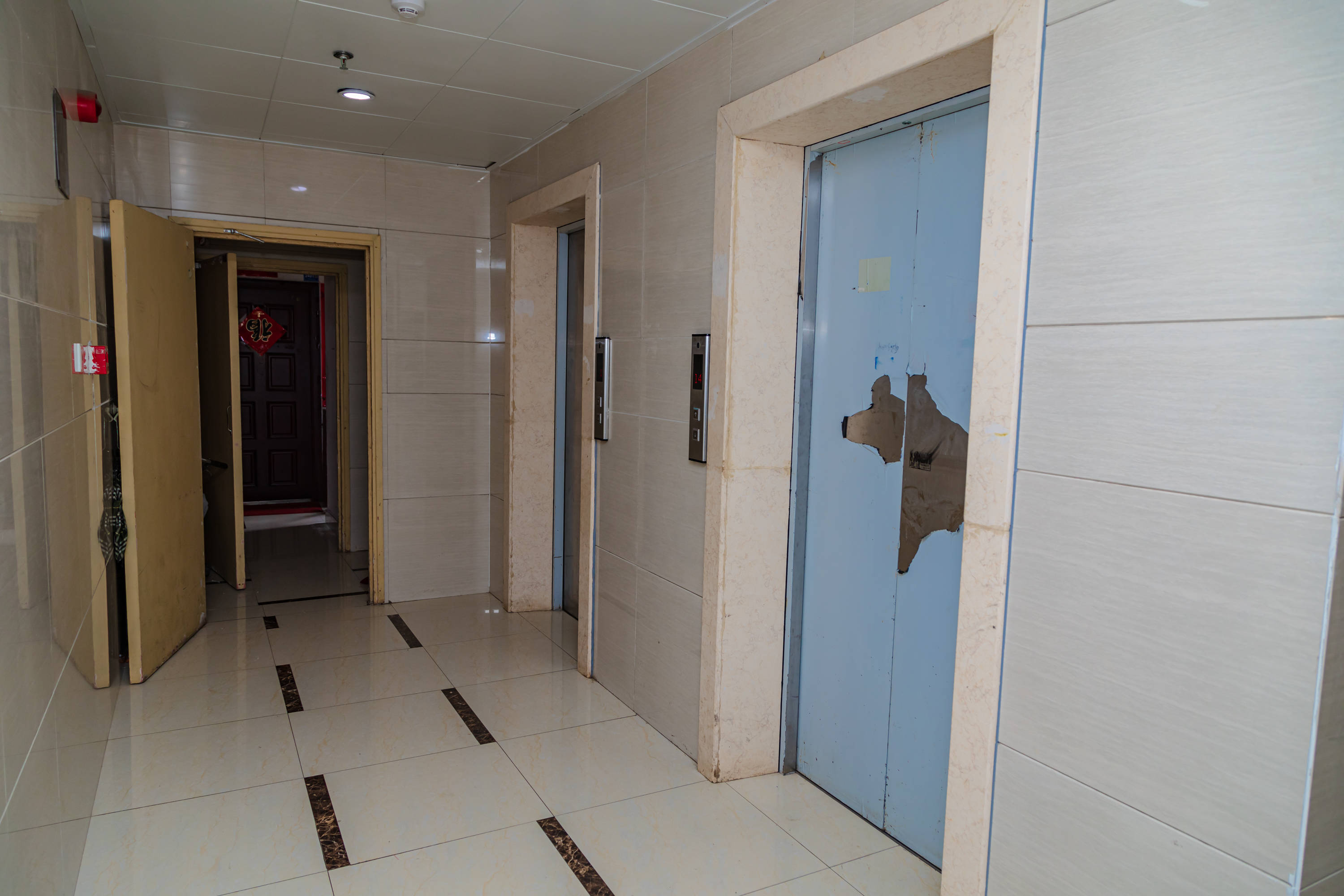 22层坠至13层!长沙市民经历"电梯惊魂",腿都吓软了,此前电梯多次掉层