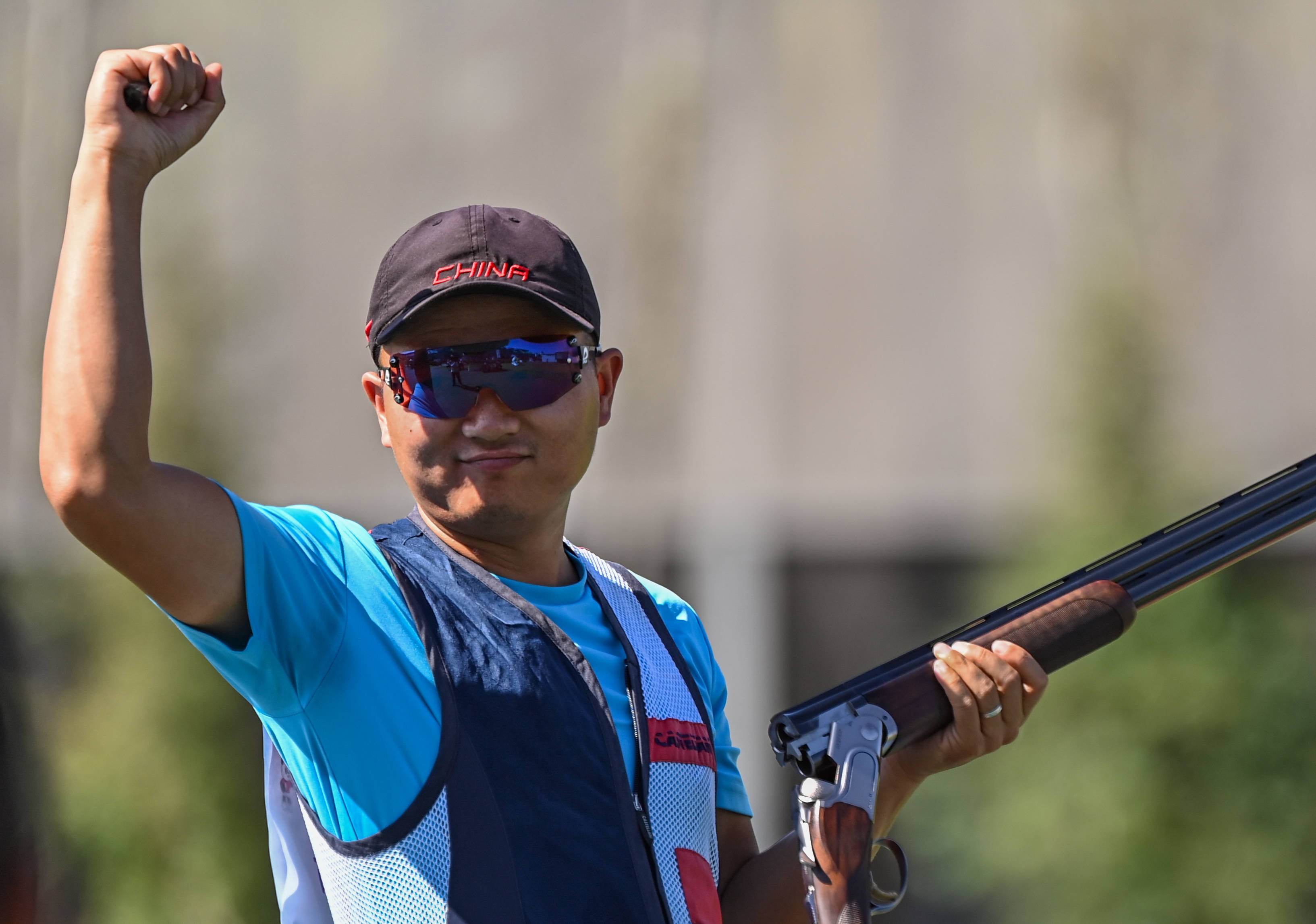 射击男子飞碟多向赛况