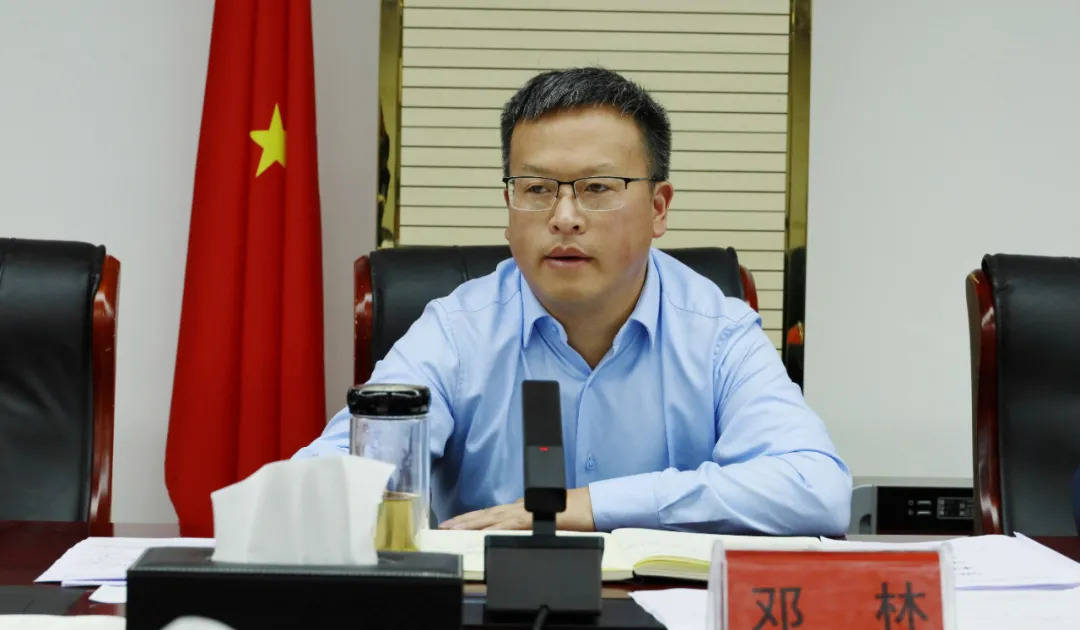 威宁县县委书记2021年图片